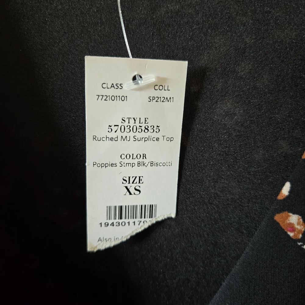 White House Black Market Floral Wrap V‎ Neck Sleeveless Top Blouse XS - Picture 11 of 12